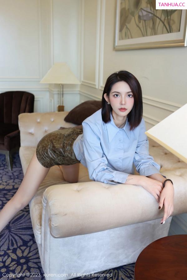   [XiuRen]高清写真图 2023.04.28 No.6661 乔一一 短裙美腿第18张图片